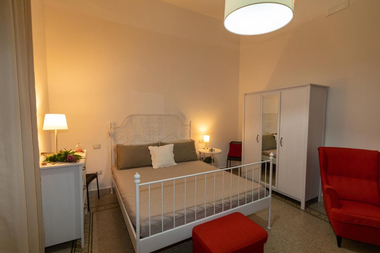 Sichelgaita Apartment ซาแลร์โน ภายนอก รูปภาพ